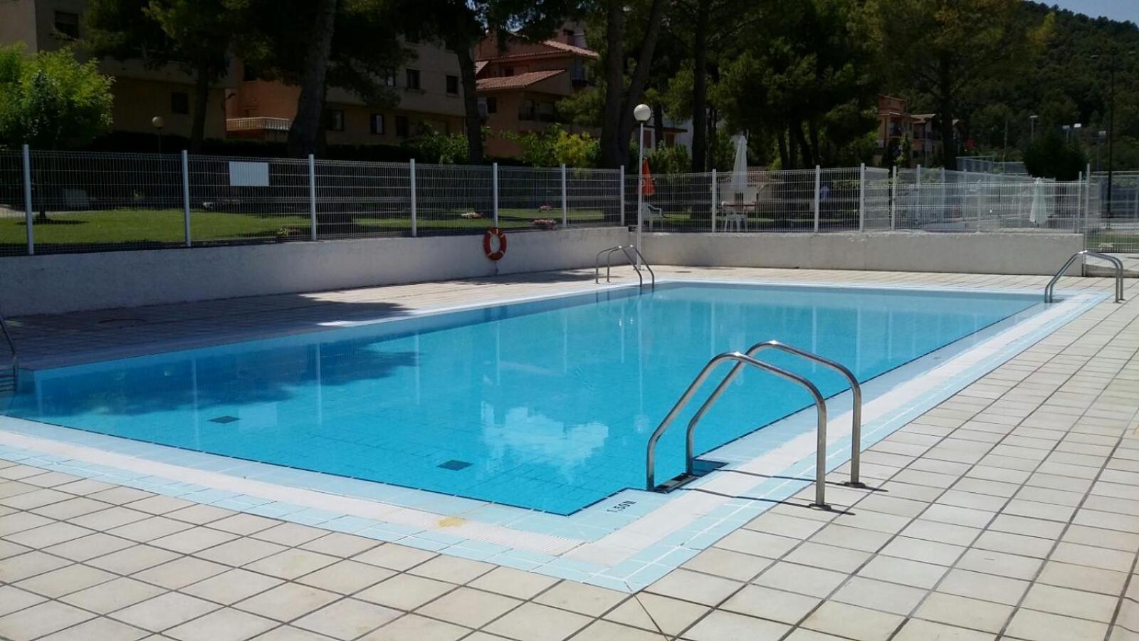 Albergue Valderrobres Auto Check-In Bagian luar foto