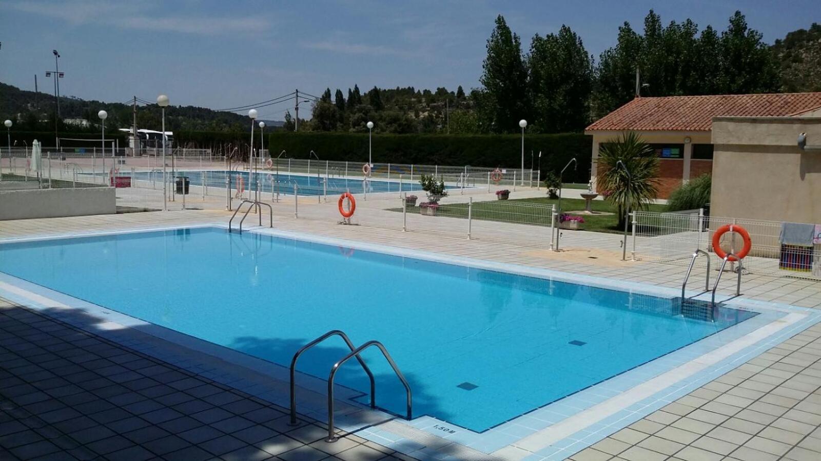 Albergue Valderrobres Auto Check-In Bagian luar foto