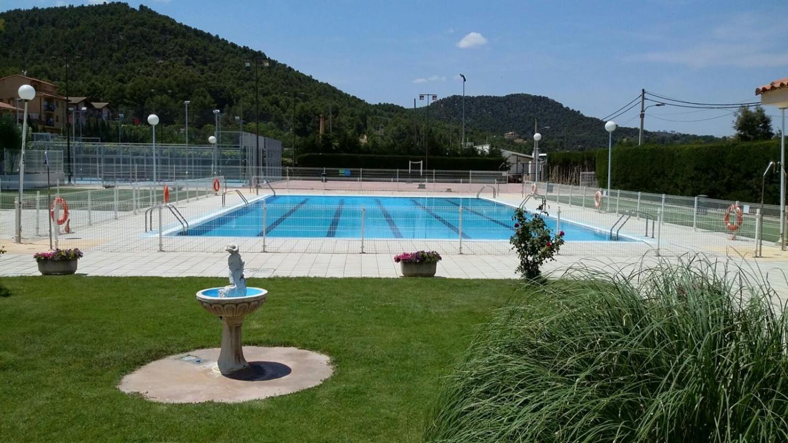 Albergue Valderrobres Auto Check-In Bagian luar foto