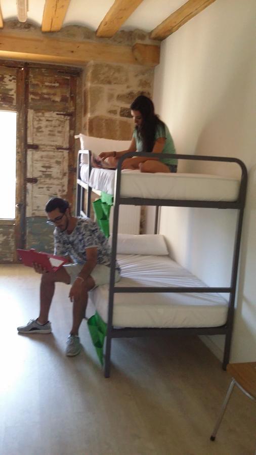 Albergue Valderrobres Auto Check-In Bagian luar foto