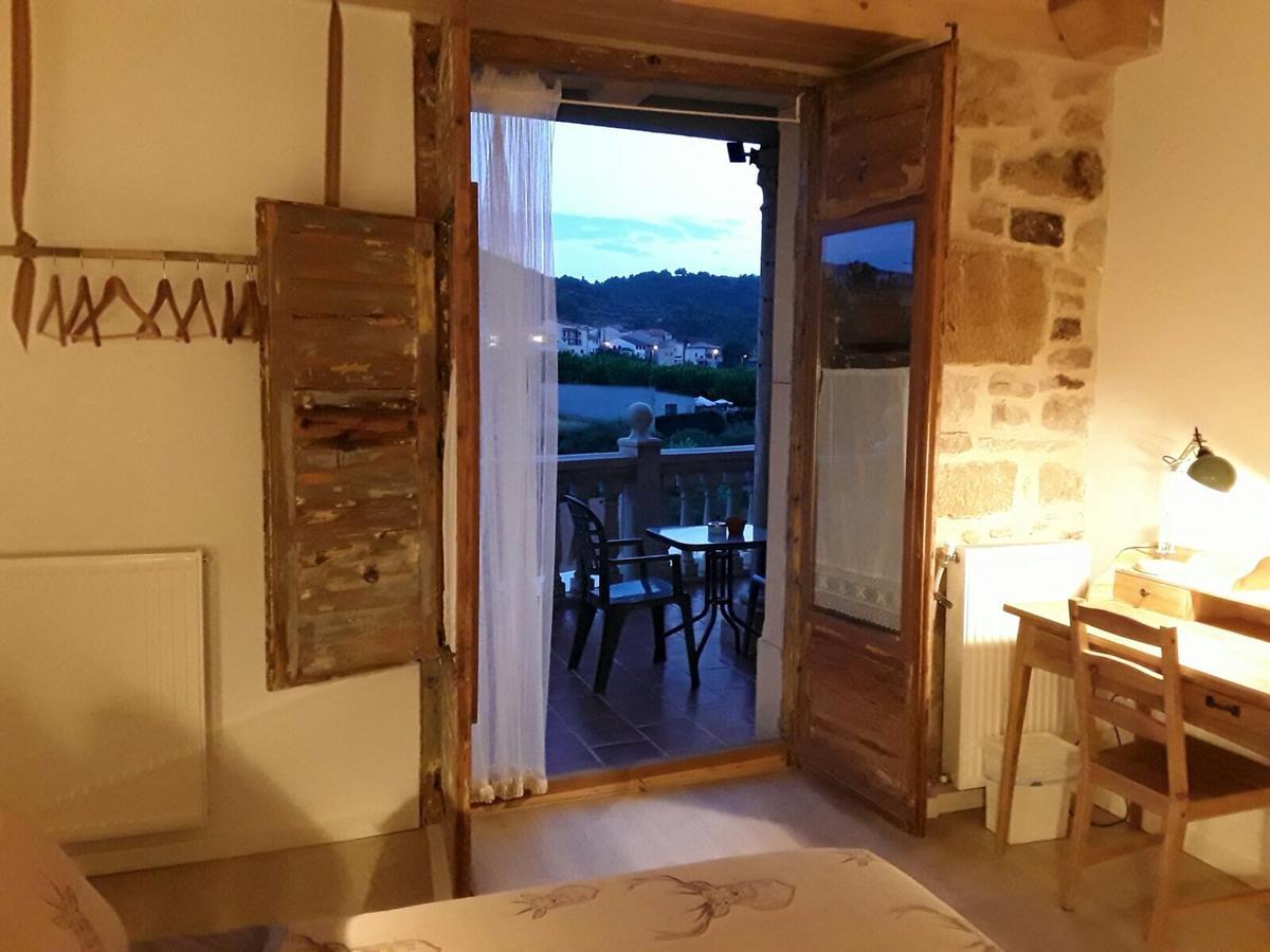 Albergue Valderrobres Auto Check-In Bagian luar foto