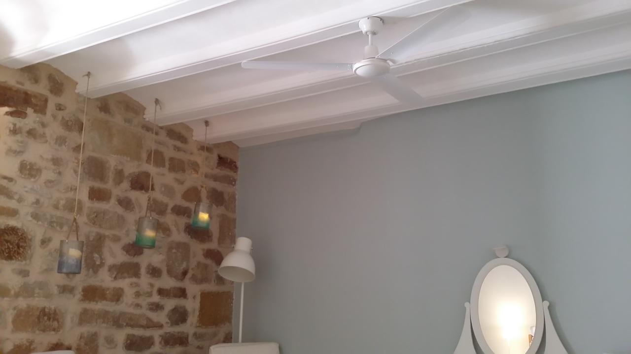 Albergue Valderrobres Auto Check-In Bagian luar foto