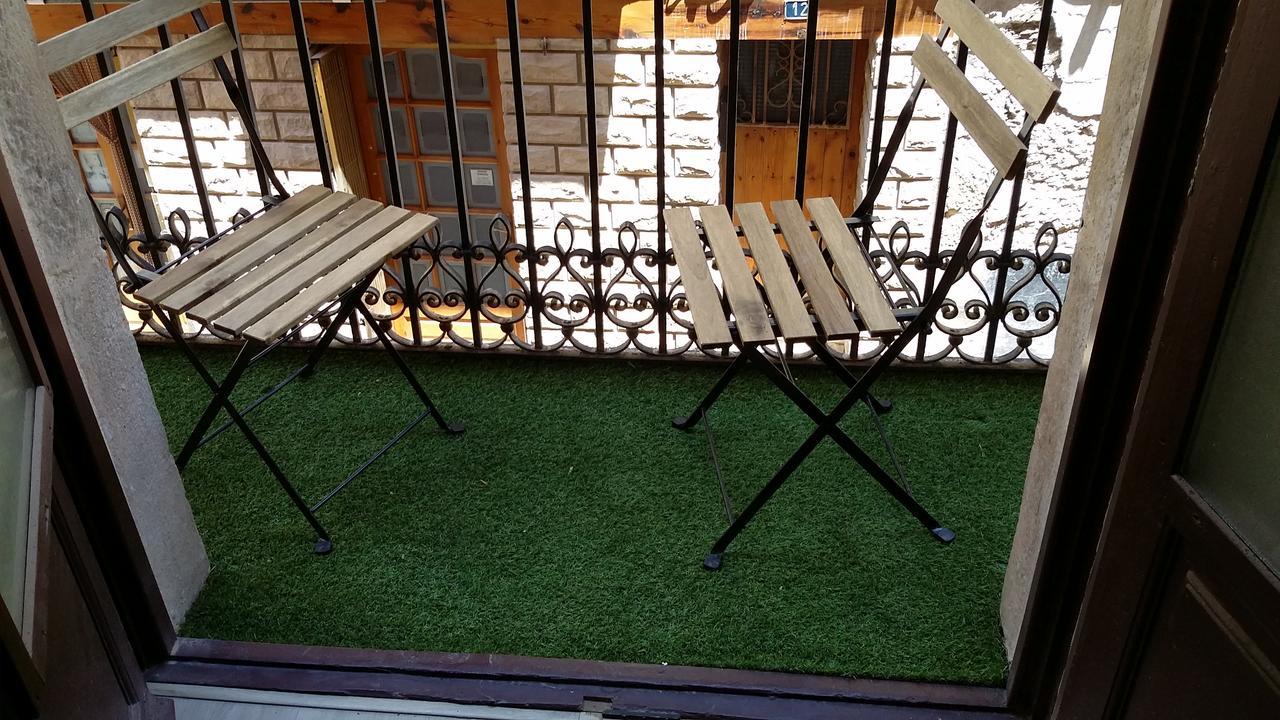 Albergue Valderrobres Auto Check-In Bagian luar foto