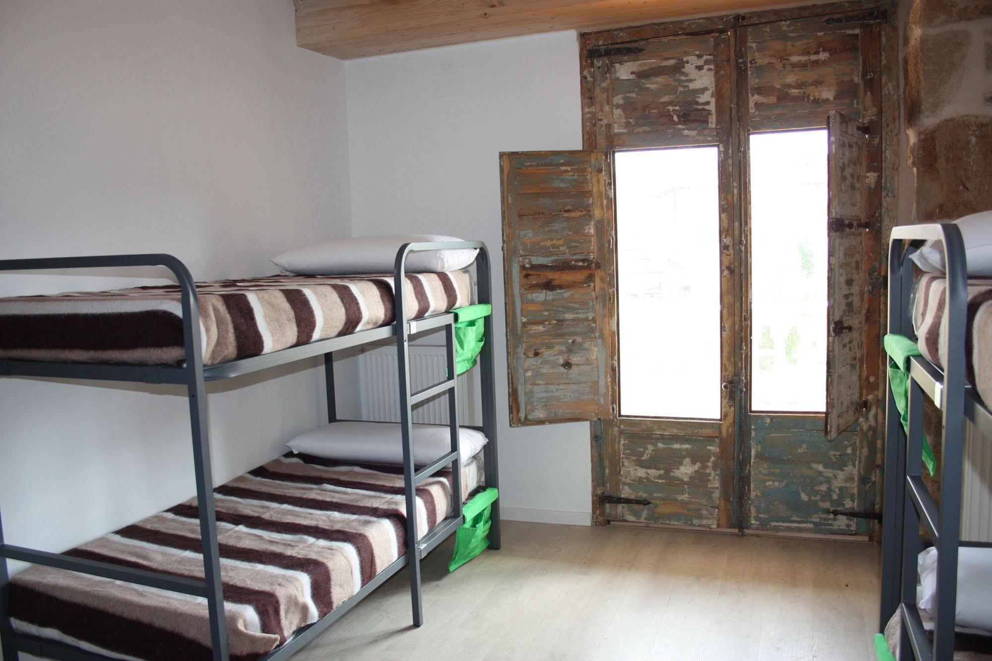 Albergue Valderrobres Auto Check-In Bagian luar foto