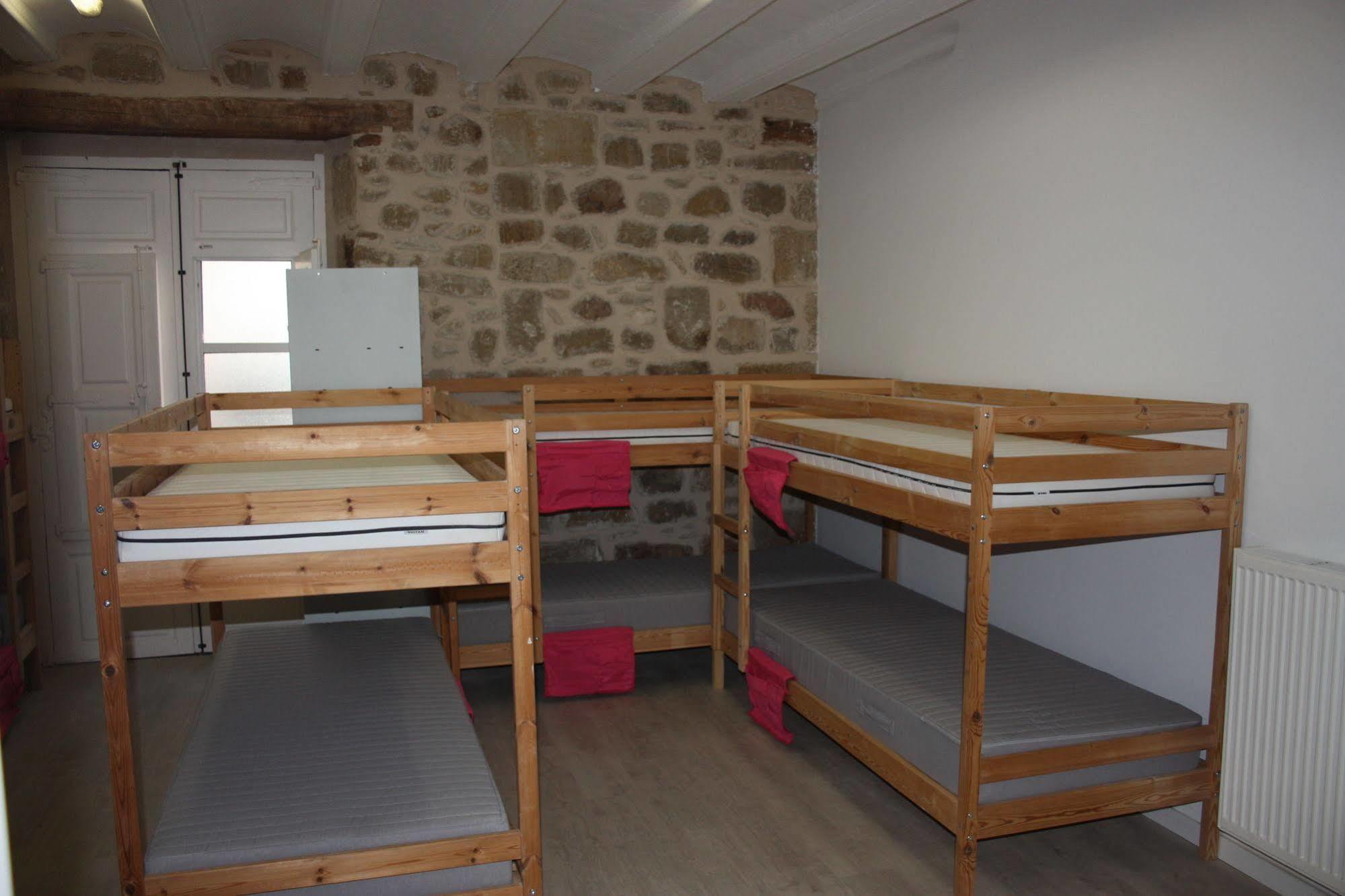 Albergue Valderrobres Auto Check-In Bagian luar foto