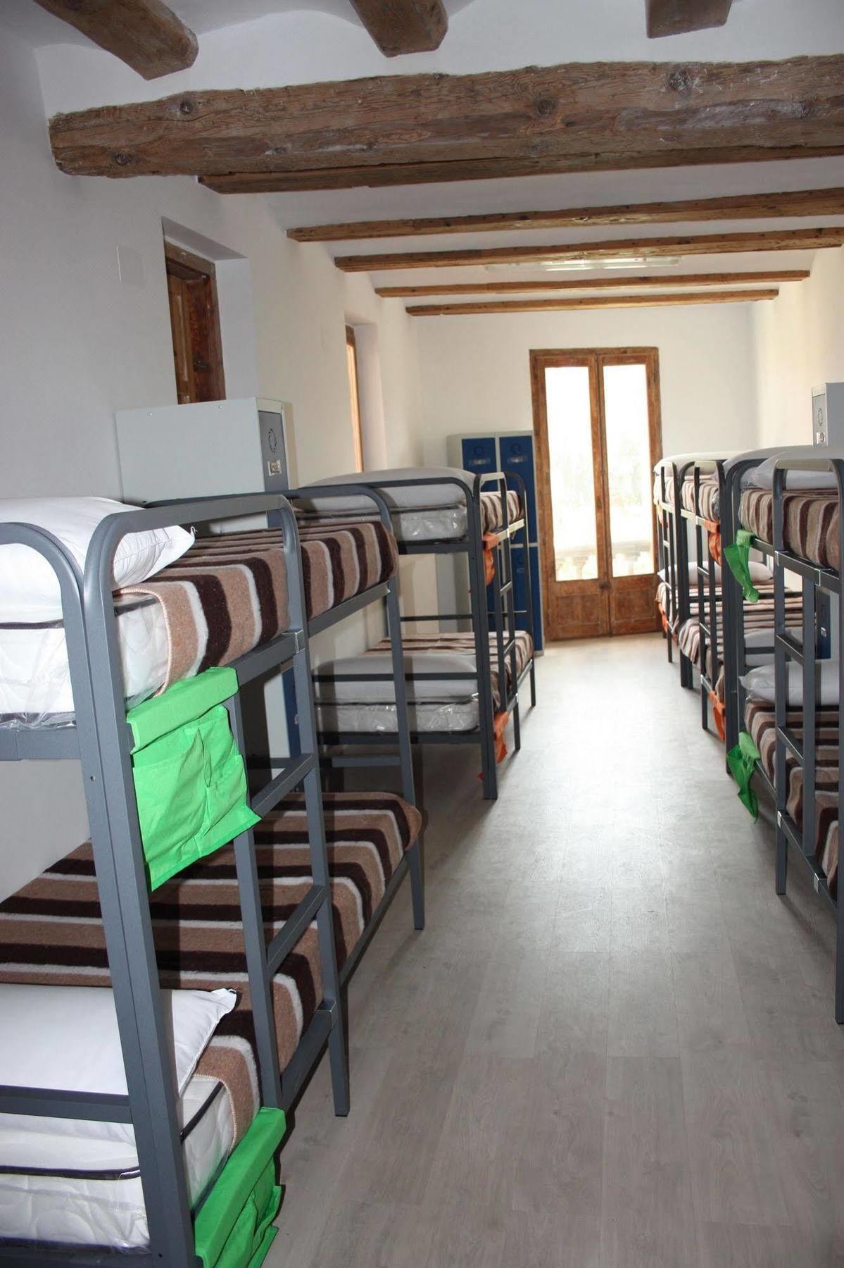 Albergue Valderrobres Auto Check-In Bagian luar foto