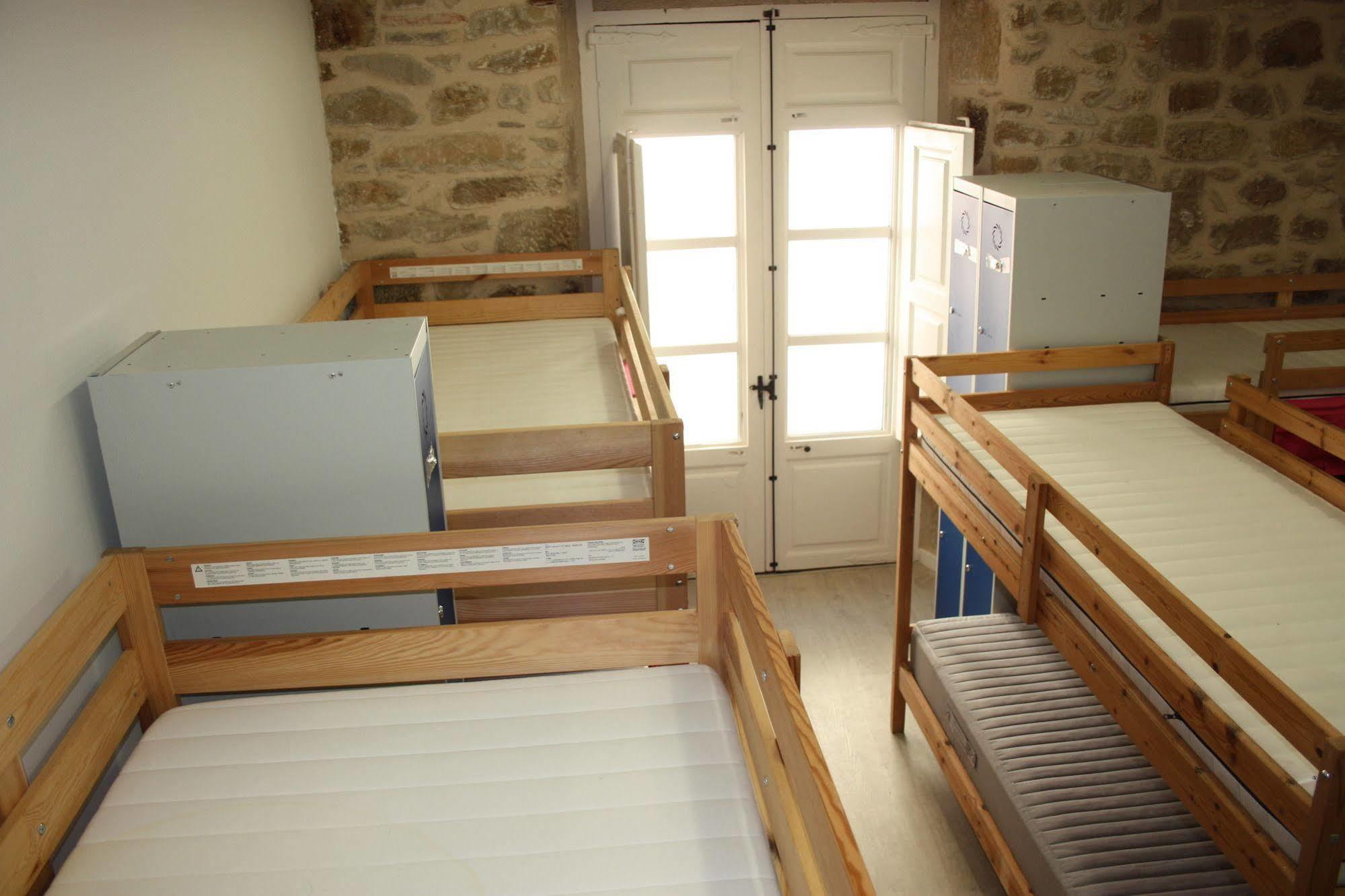 Albergue Valderrobres Auto Check-In Bagian luar foto